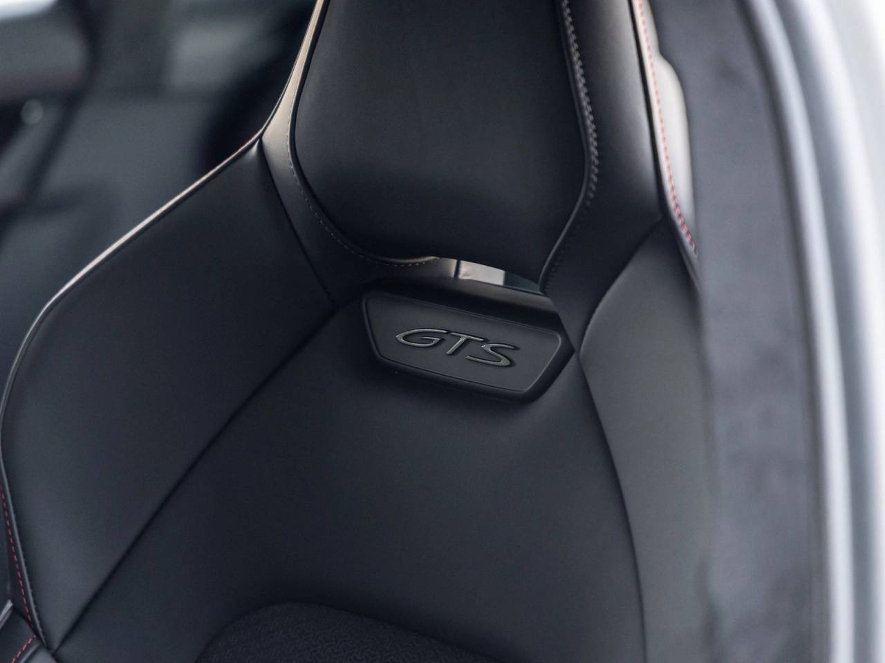 2026 Porsche Panamera Panamera GTS