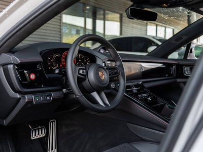 2026 Porsche Panamera Panamera GTS