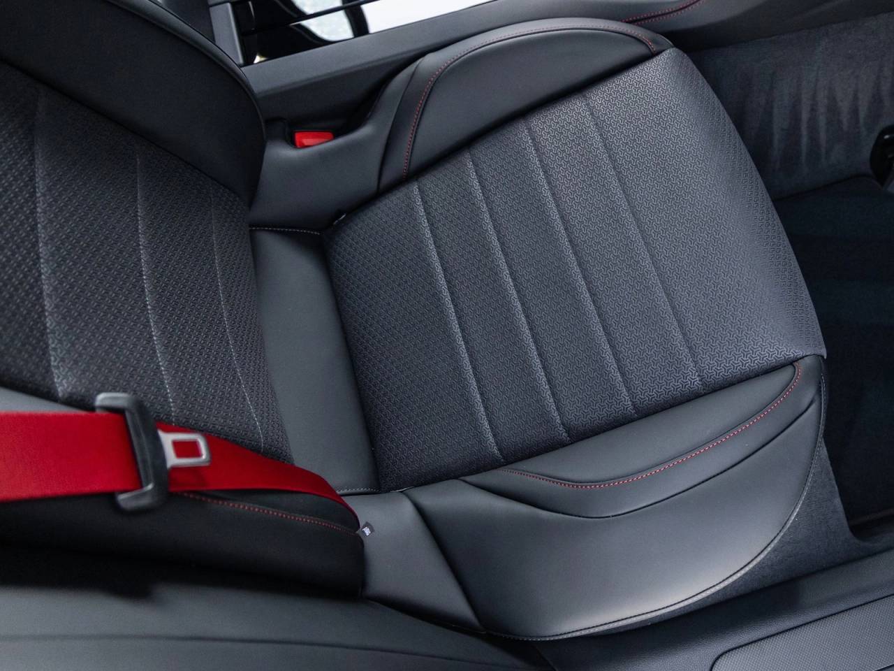 2026 Porsche Panamera Panamera GTS