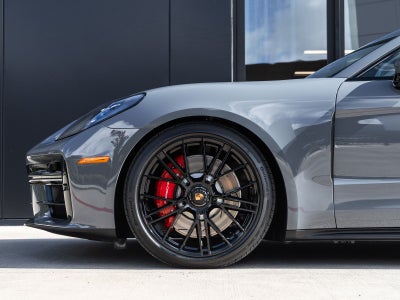 2026 Porsche Panamera Panamera GTS