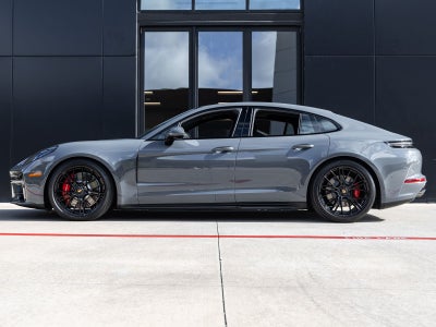 2026 Porsche Panamera Panamera GTS