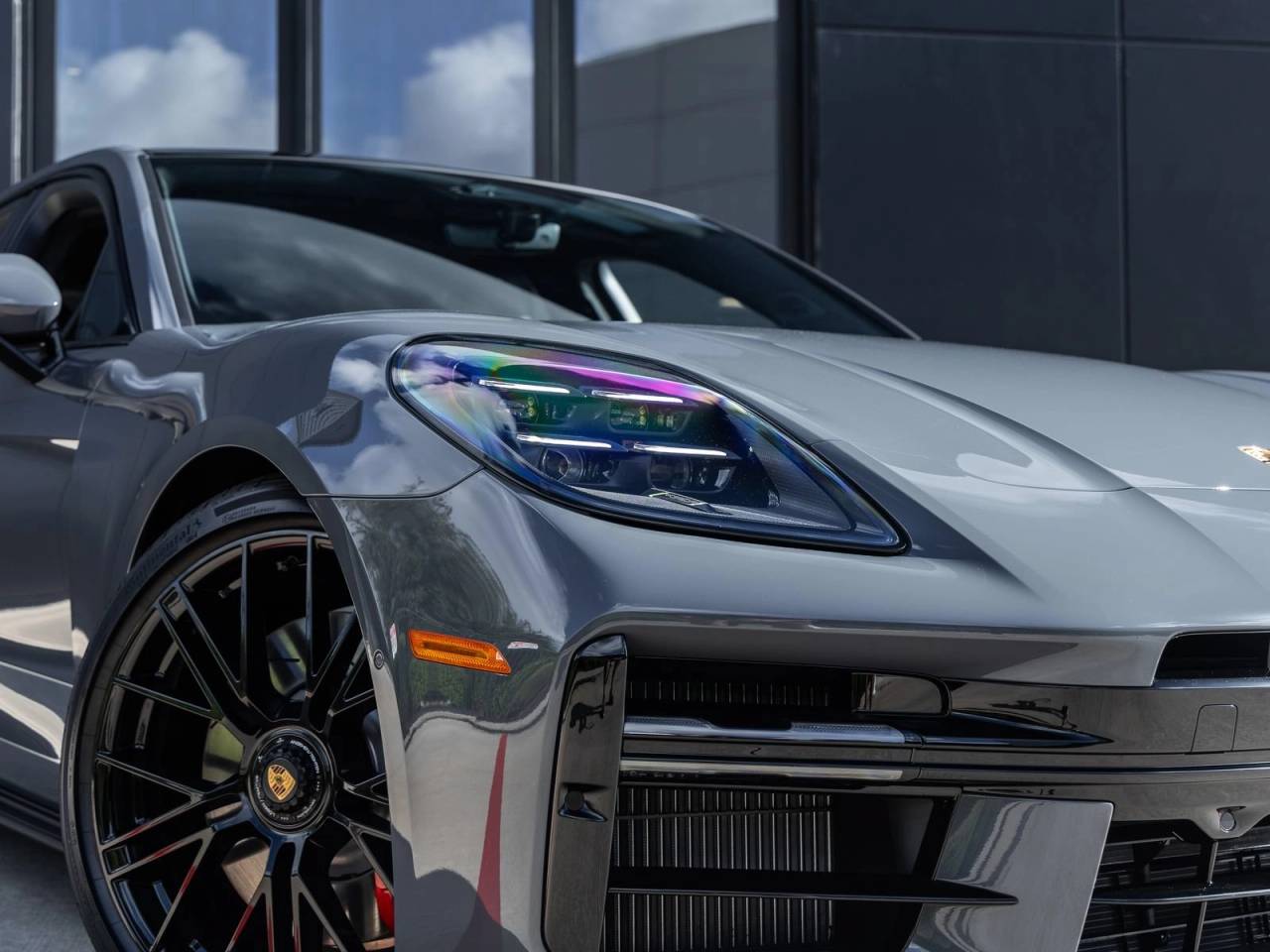 2026 Porsche Panamera Panamera GTS
