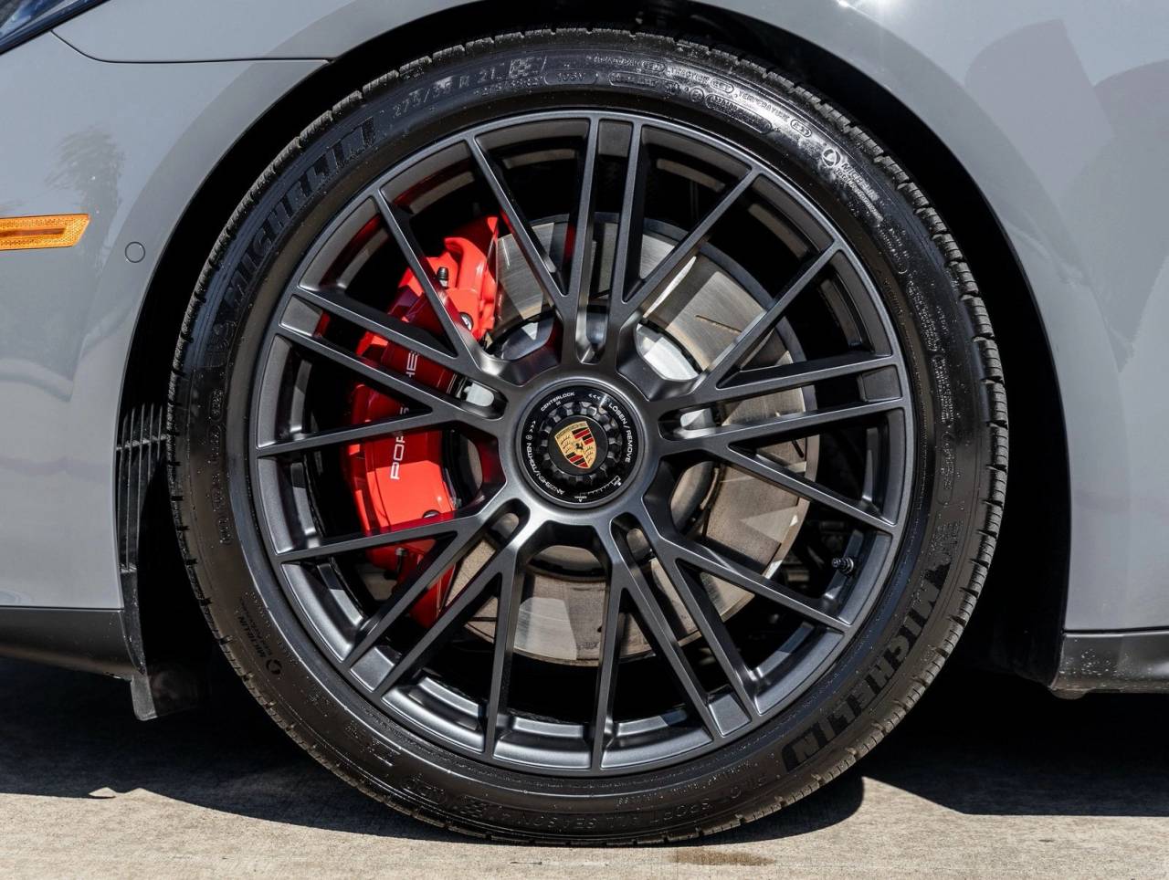 2026 Porsche Panamera Panamera GTS