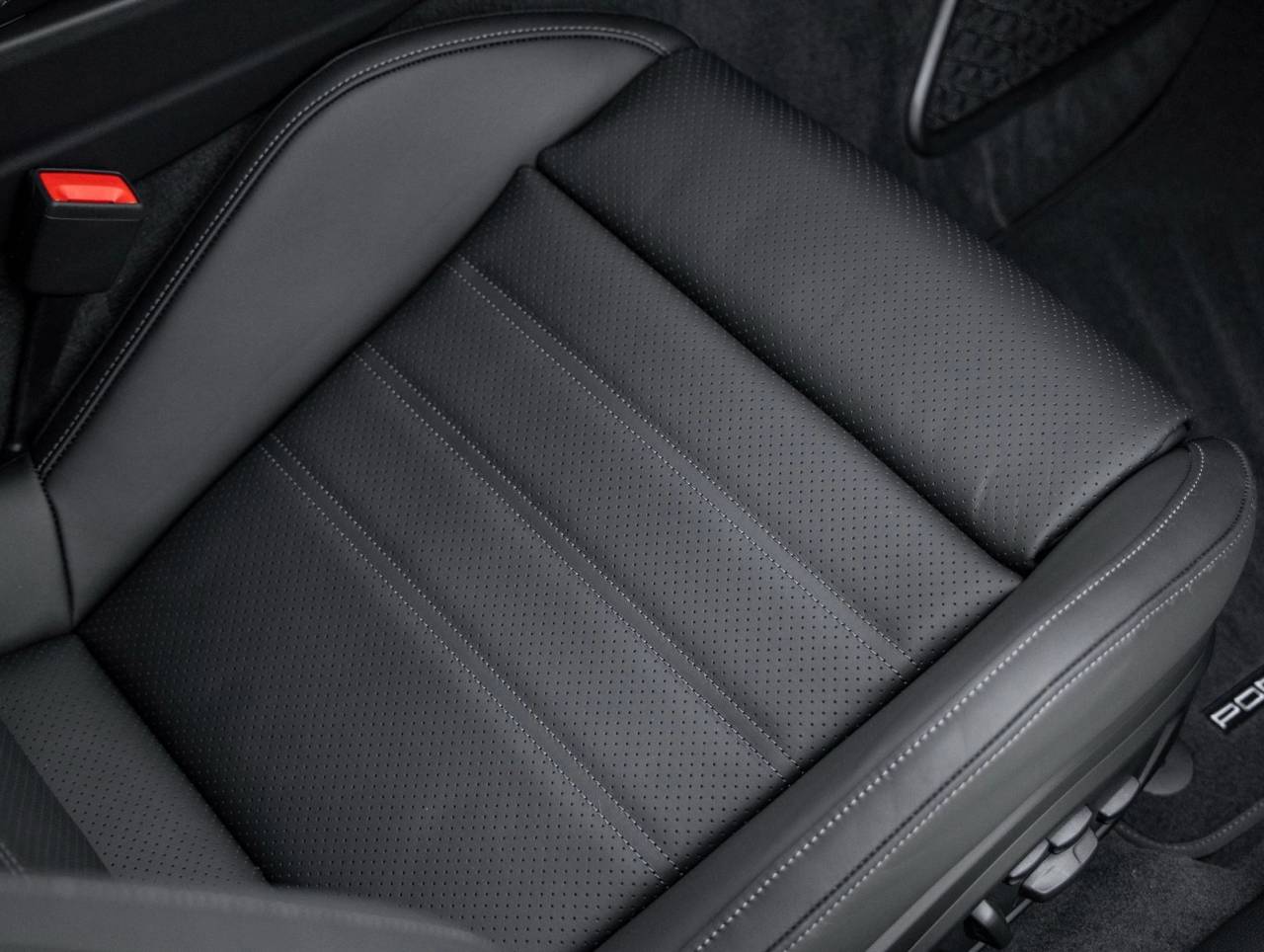 2026 Porsche Panamera Panamera GTS