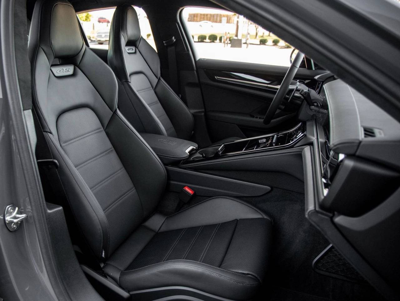 2026 Porsche Panamera Panamera GTS