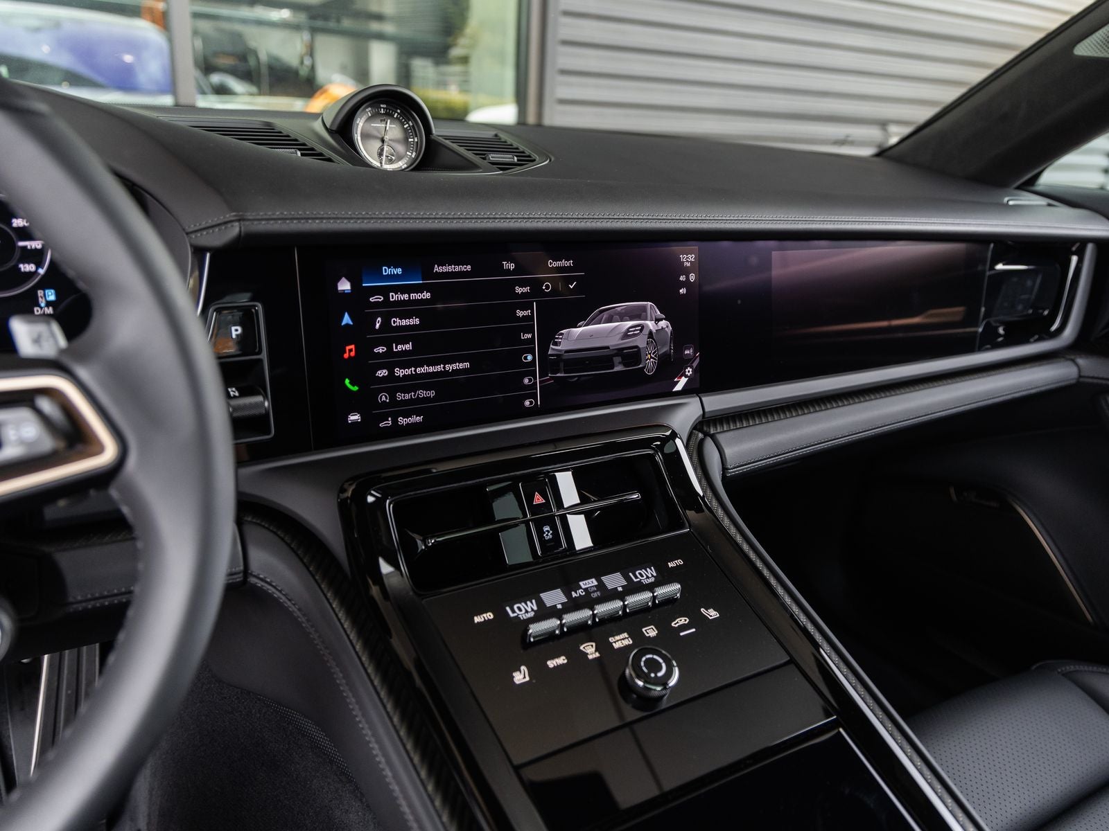 2026 Porsche Panamera GTS