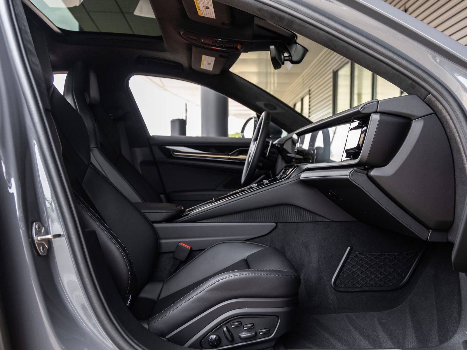 2026 Porsche Panamera GTS