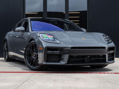 2026 Porsche Panamera GTS
