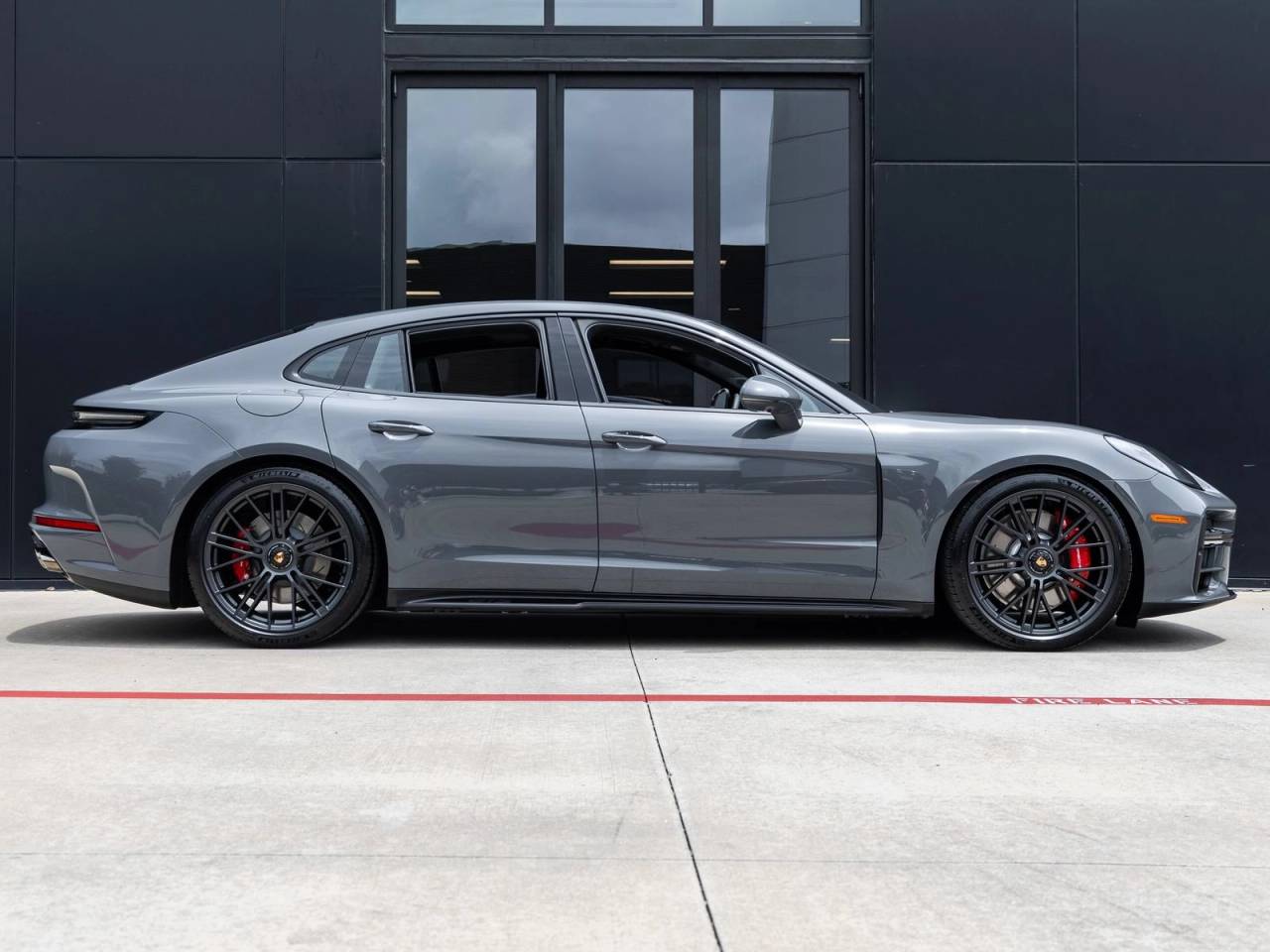 2026 Porsche Panamera GTS