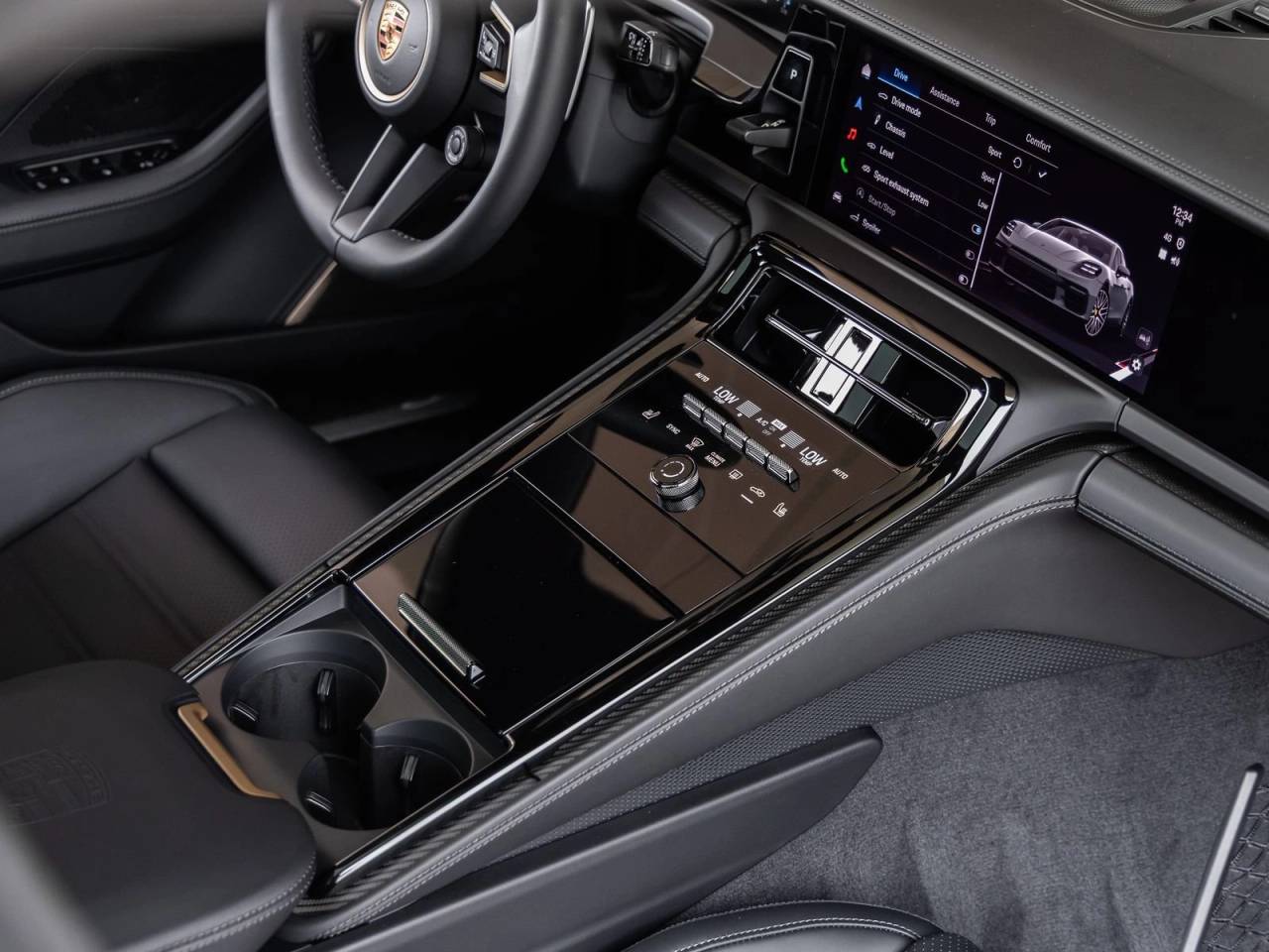 2026 Porsche Panamera GTS