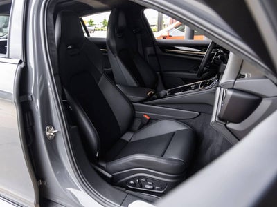 2026 Porsche Panamera GTS