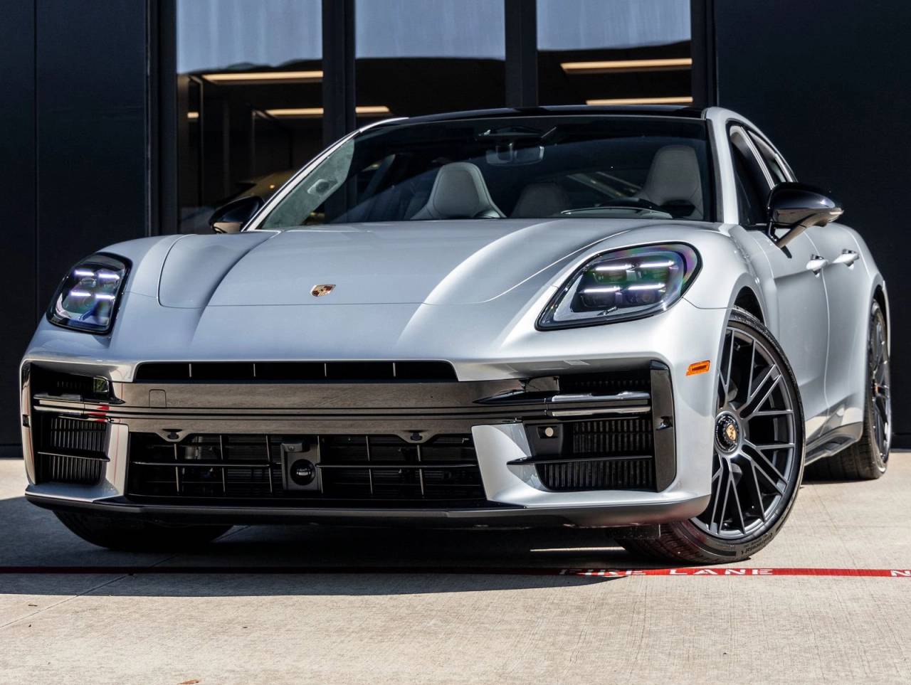 2026 Porsche Panamera GTS