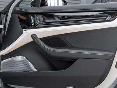 2026 Porsche Panamera GTS