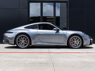 2025 Porsche 911 Carrera S