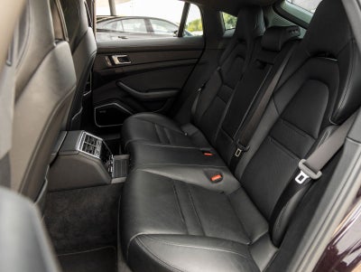 2022 Porsche Panamera Panamera Platinum Edition