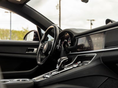 2022 Porsche Panamera Panamera Platinum Edition