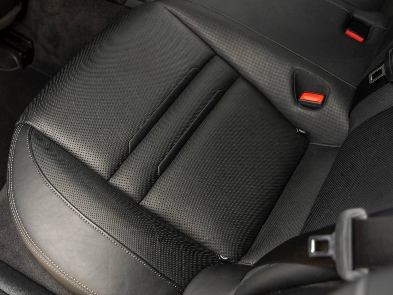 2022 Porsche Panamera Panamera Platinum Edition