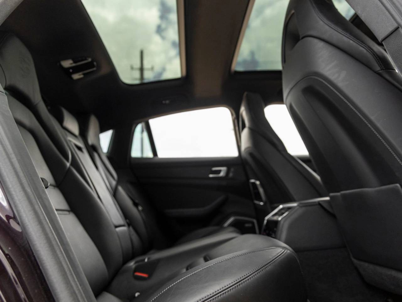 2022 Porsche Panamera Panamera Platinum Edition