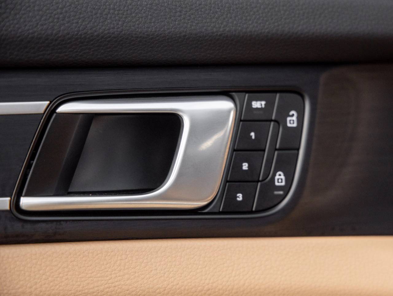 2023 Porsche Panamera Panamera Platinum Edition