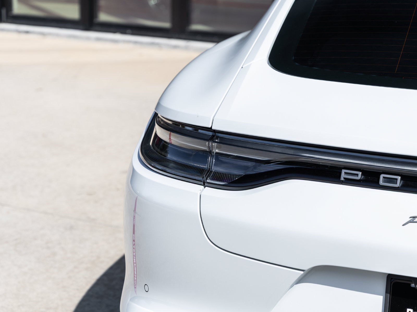 2023 Porsche Panamera 4 Platinum Edition