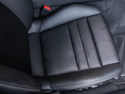 2023 Porsche Panamera 4 Platinum Edition