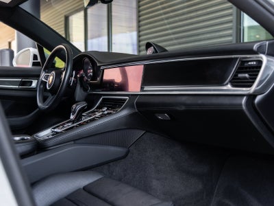 2023 Porsche Panamera 4 Platinum Edition