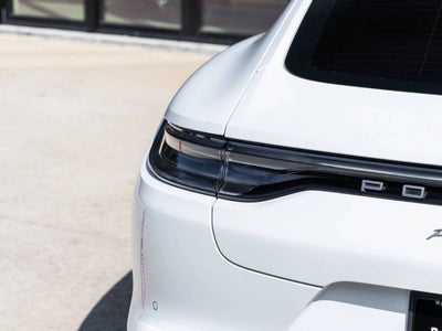 2023 Porsche Panamera Panamera 4 Platinum Edition