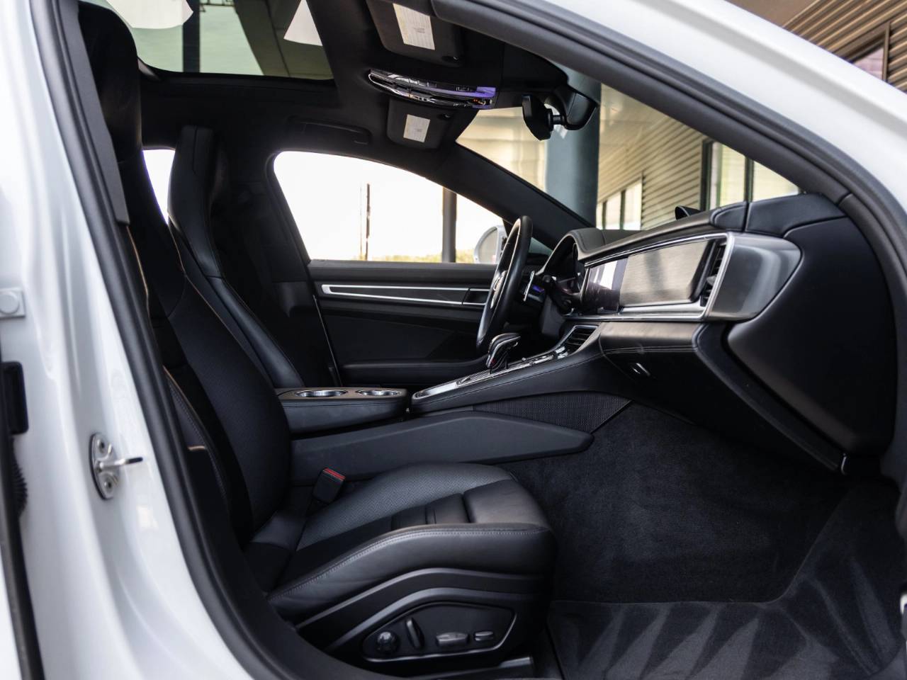 2023 Porsche Panamera Panamera 4 Platinum Edition