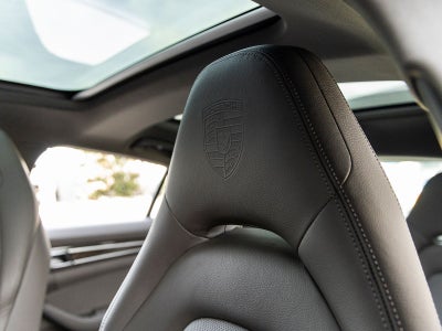 2023 Porsche Panamera Platinum Edition