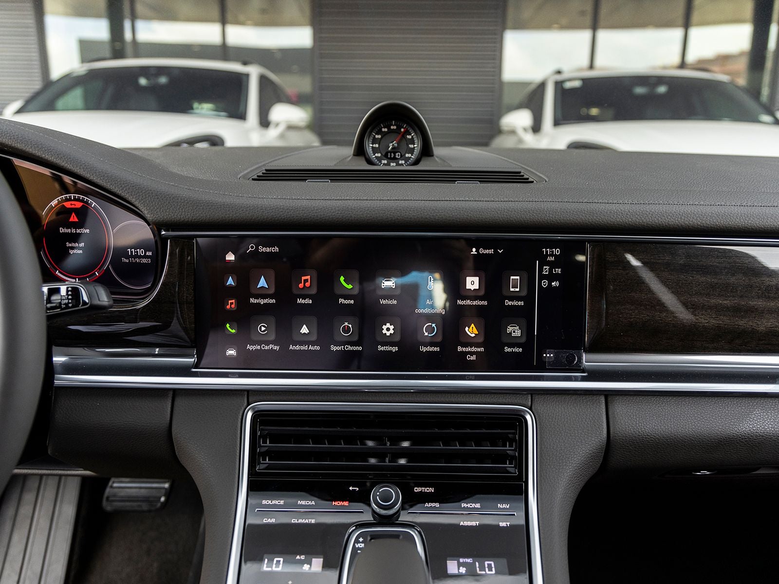 2023 Porsche Panamera Platinum Edition