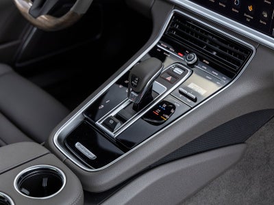 2023 Porsche Panamera Platinum Edition