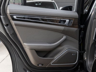 2023 Porsche Panamera Platinum Edition