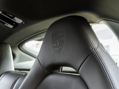 2023 Porsche Panamera Platinum Edition