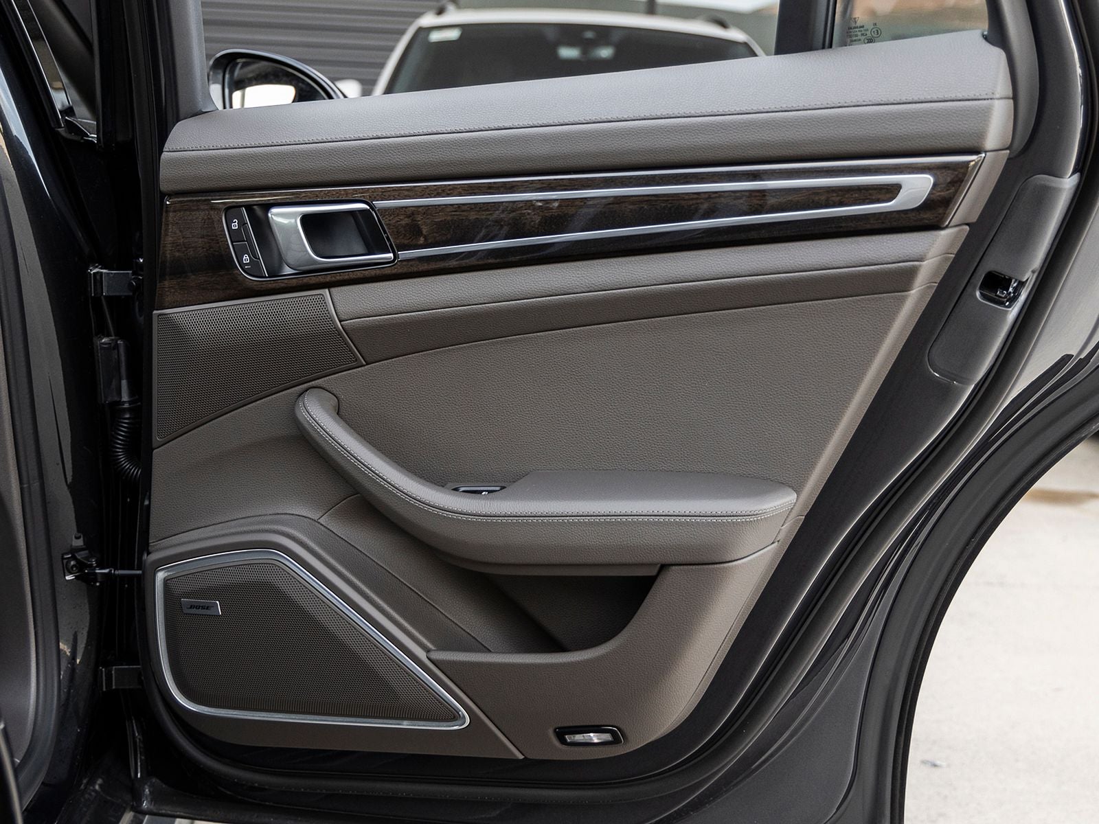 2023 Porsche Panamera Platinum Edition