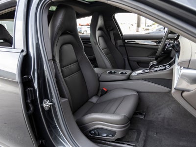 2023 Porsche Panamera Platinum Edition