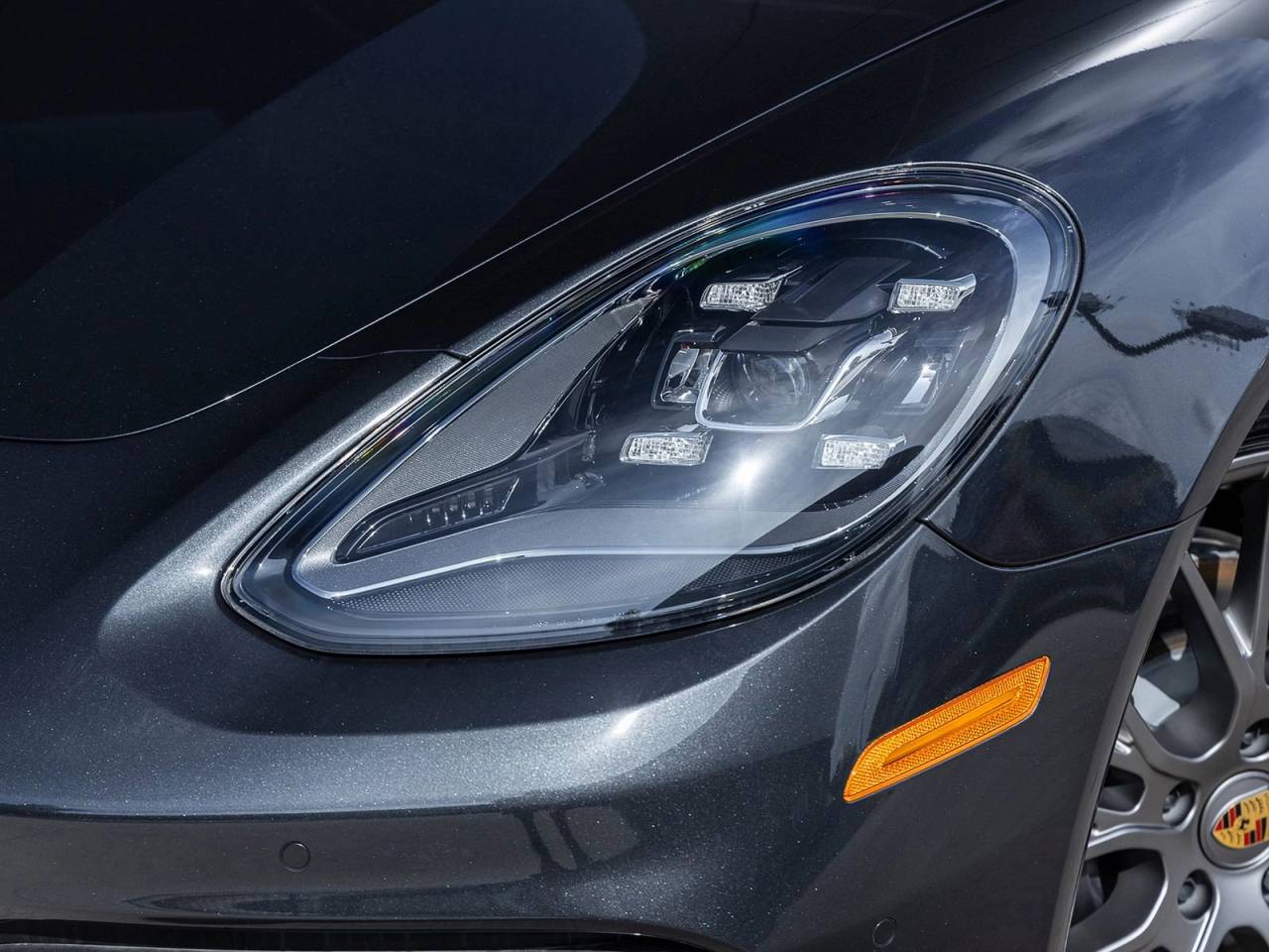 2023 Porsche Panamera Platinum Edition