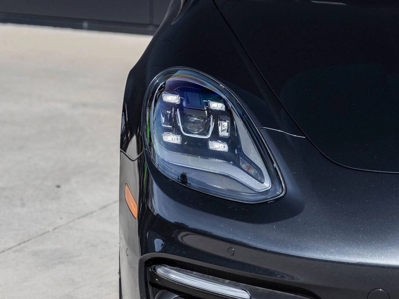 2023 Porsche Panamera Platinum Edition