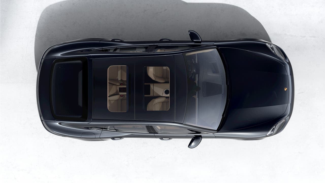 2023 Porsche Panamera Panamera 4 Platinum Edition (MY23)