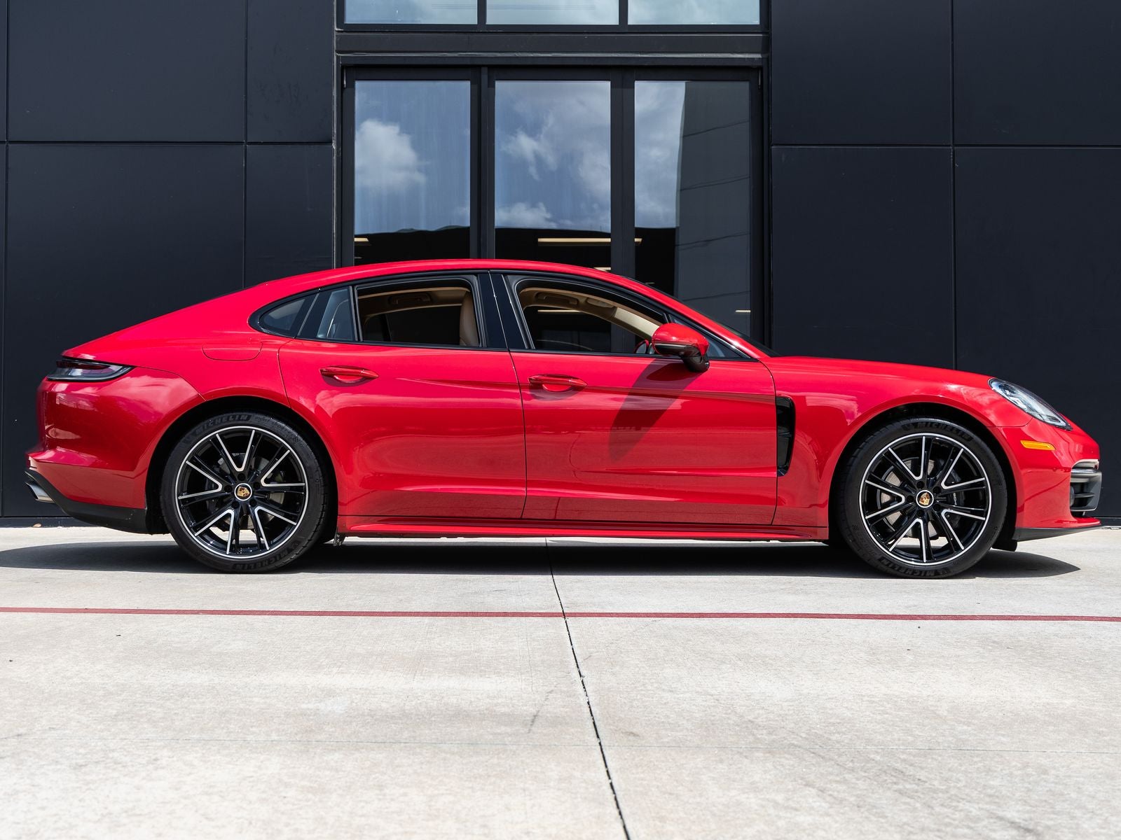 2021 Porsche Panamera RWD