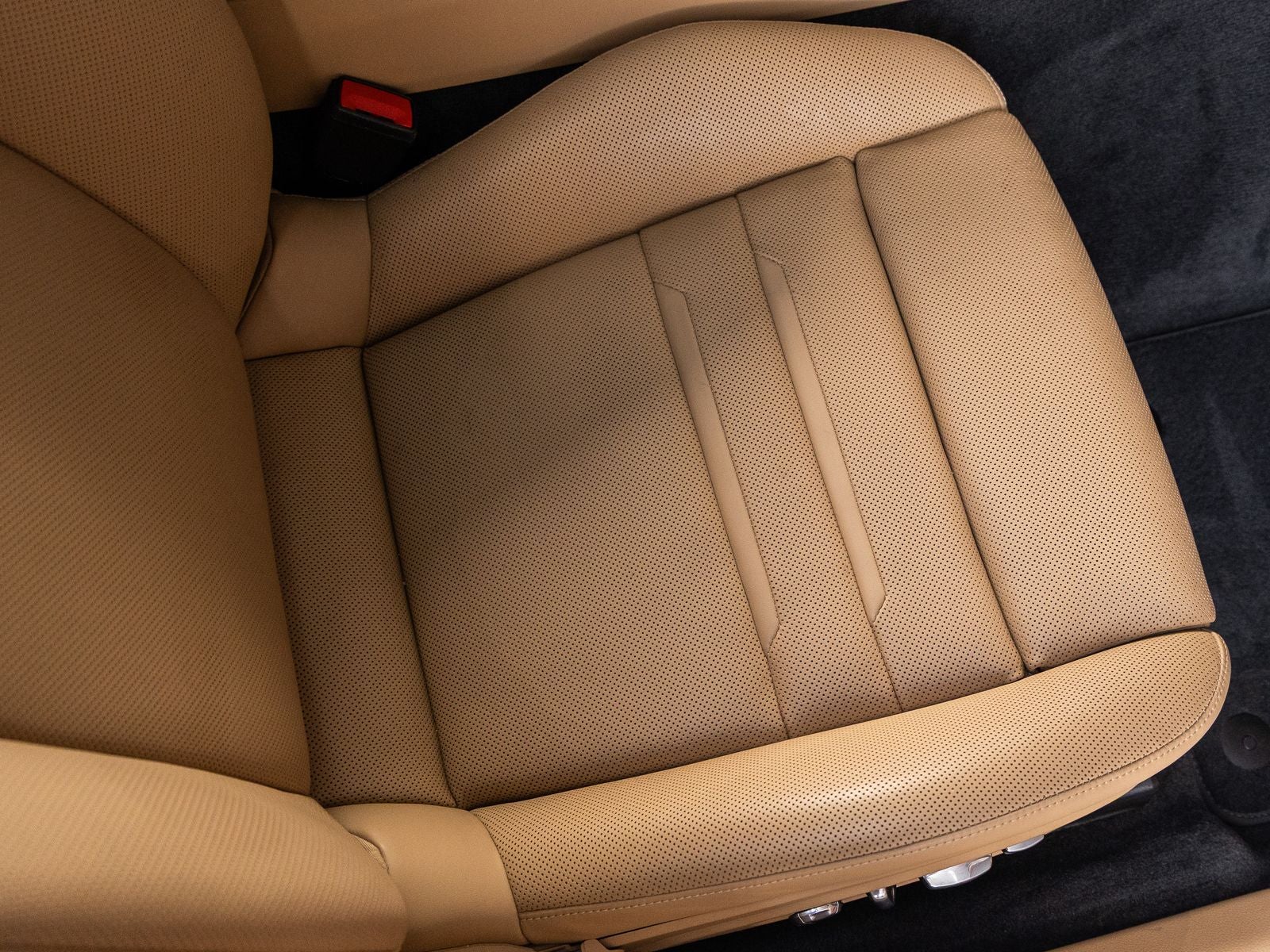 2021 Porsche Panamera RWD