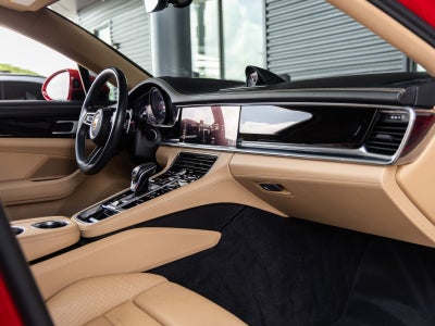 2021 Porsche Panamera RWD