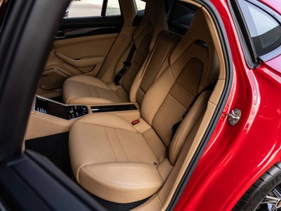 2021 Porsche Panamera RWD