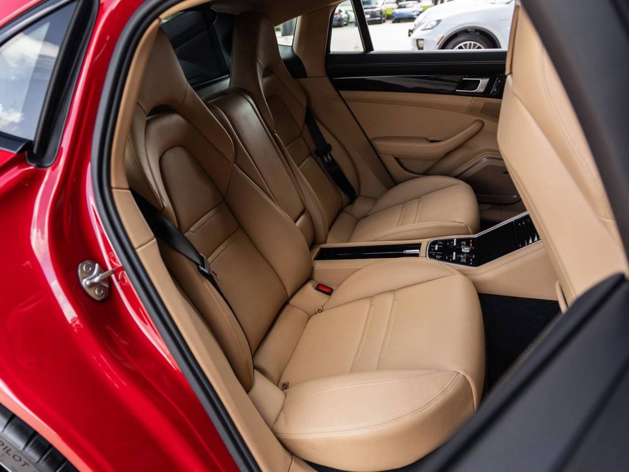 2021 Porsche Panamera RWD