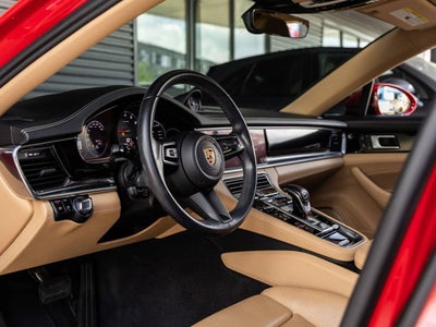 2021 Porsche Panamera RWD