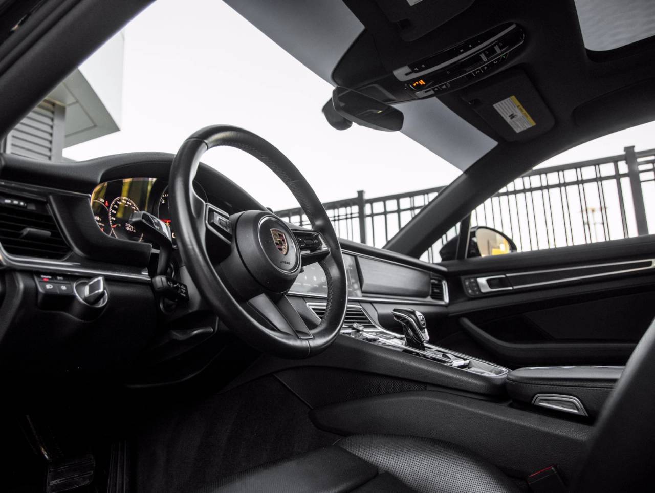 2023 Porsche Panamera Panamera 4 Platinum Edition
