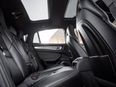 2023 Porsche Panamera Panamera 4 Platinum Edition