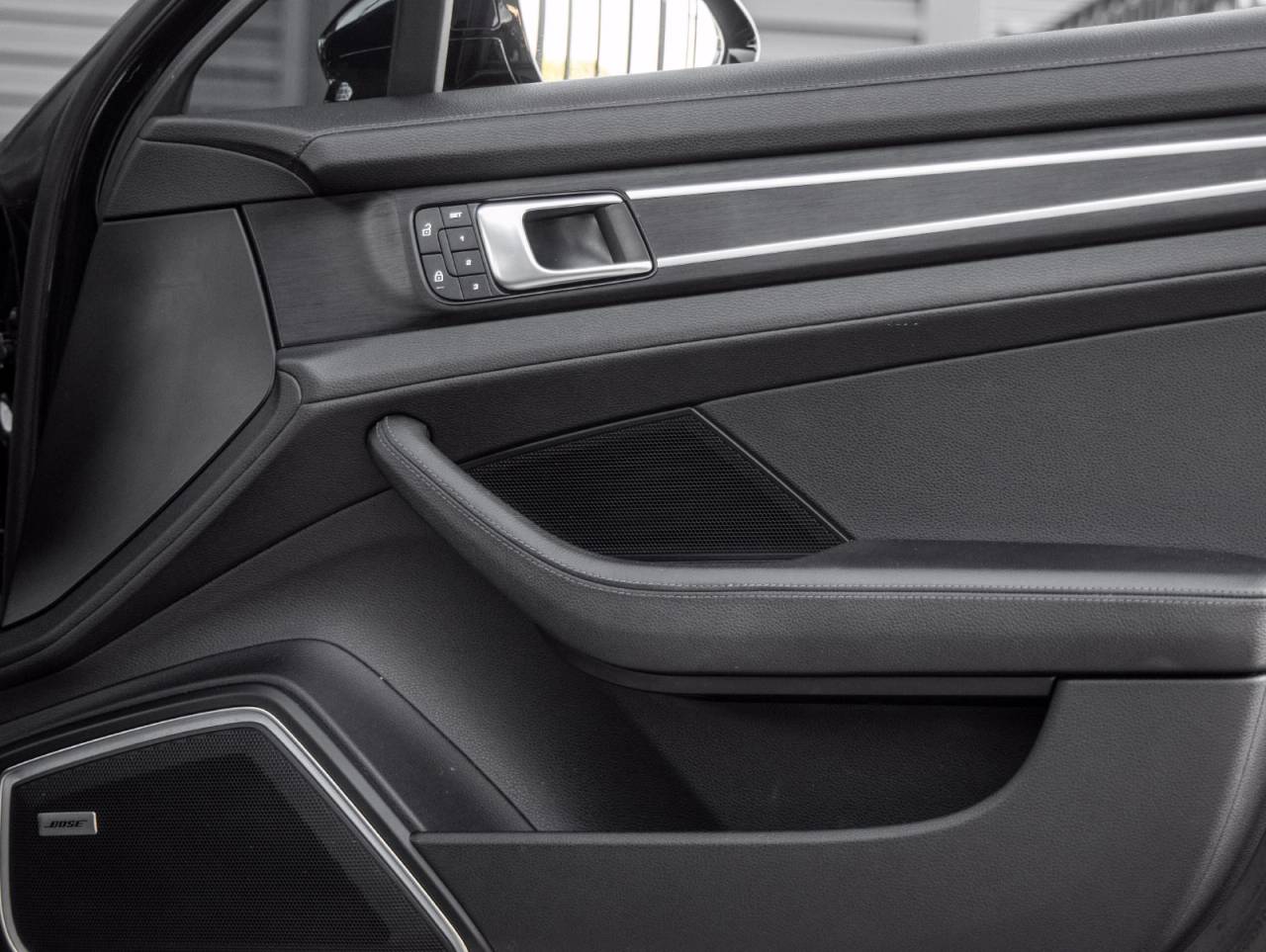 2023 Porsche Panamera Panamera 4 Platinum Edition