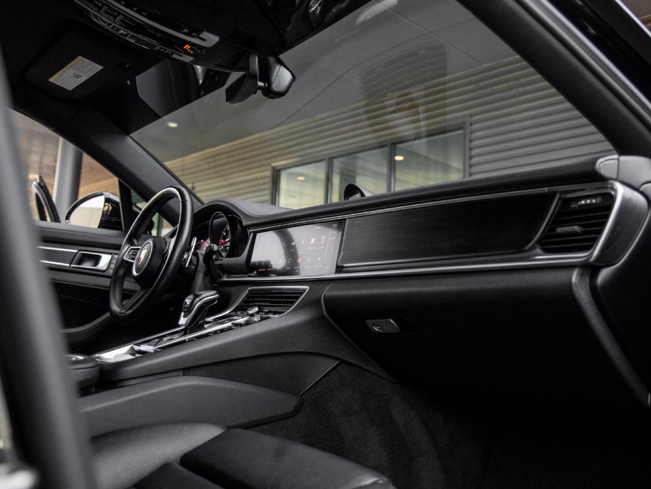 2023 Porsche Panamera Panamera 4 Platinum Edition