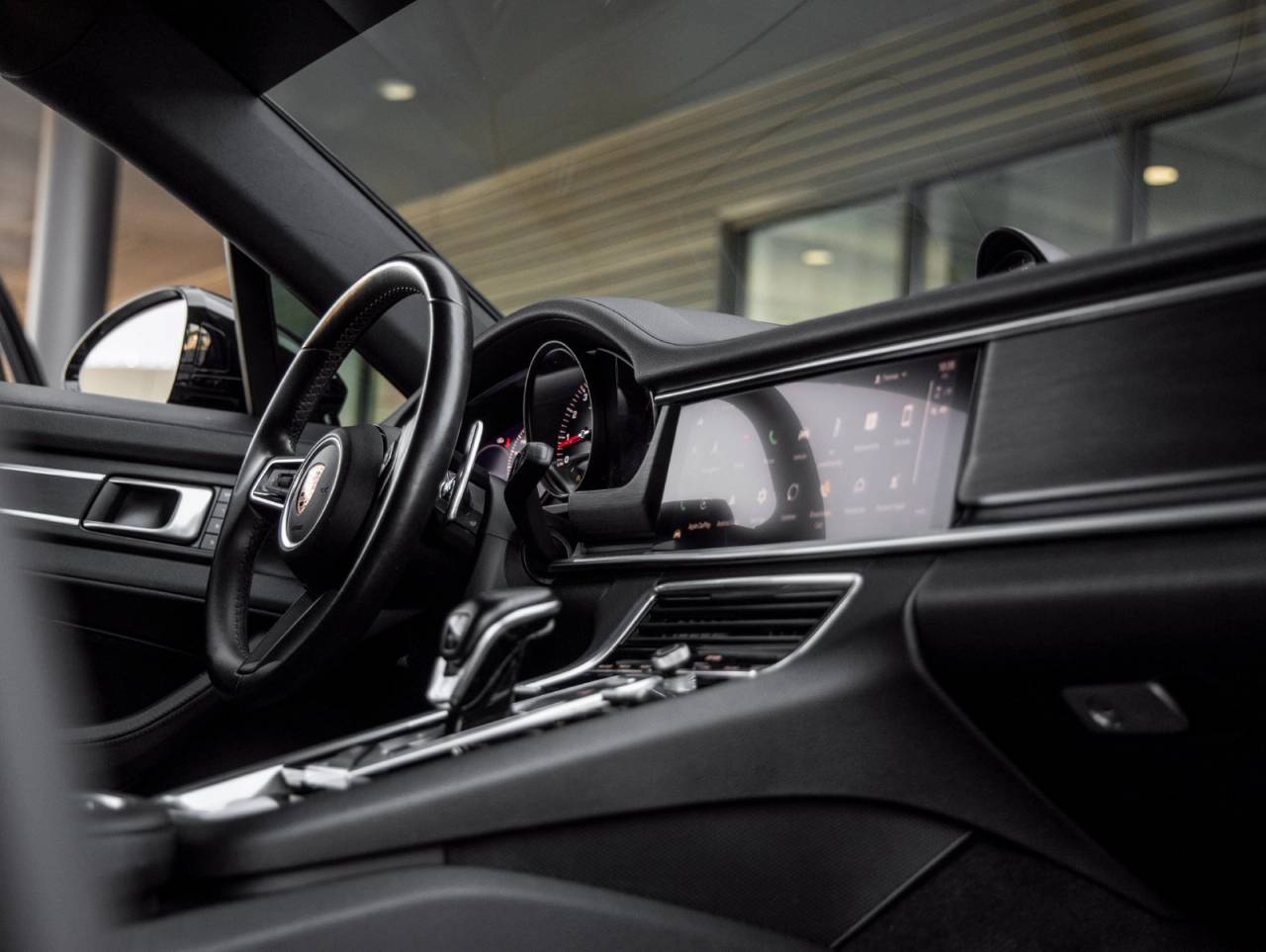 2023 Porsche Panamera Panamera 4 Platinum Edition