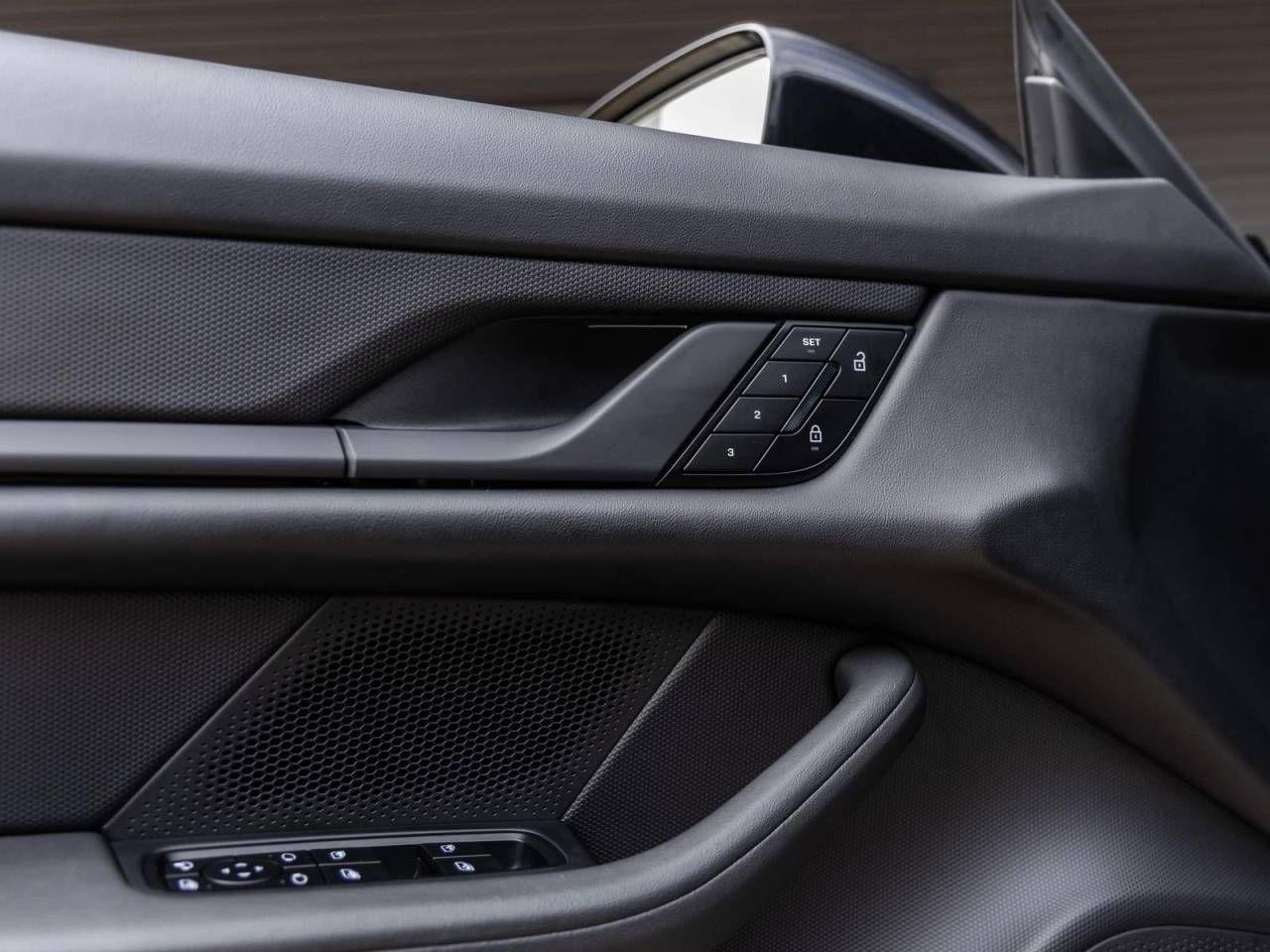 2023 Porsche Taycan 4 Cross Turismo